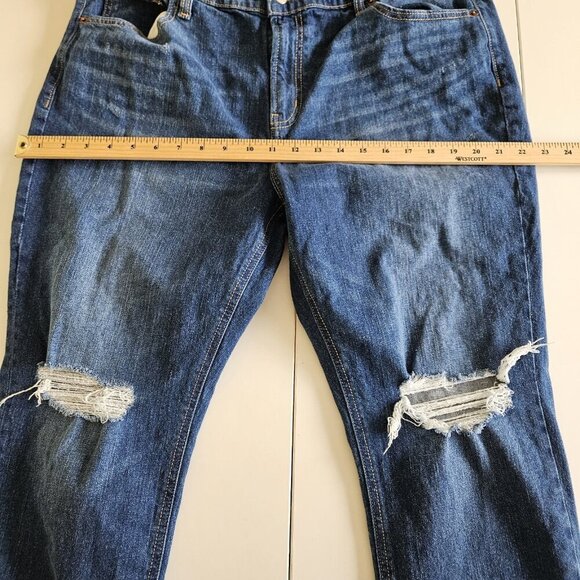Old Navy Jeans Womens 16 Blue Mid Rise Boyfriend Cropped Distressed Stretch Boho - Picture 6 of 16
